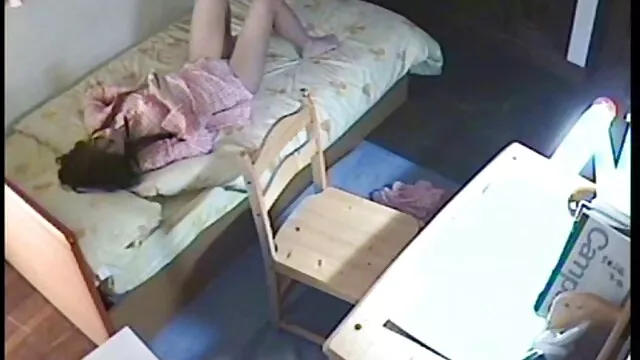 Porno espagnol avec une intrigue vidéo x vintage réaliste